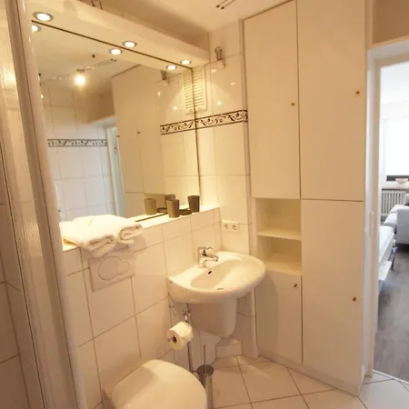 Apartment Duenenhof Zum Kronprinzen, App 89 *